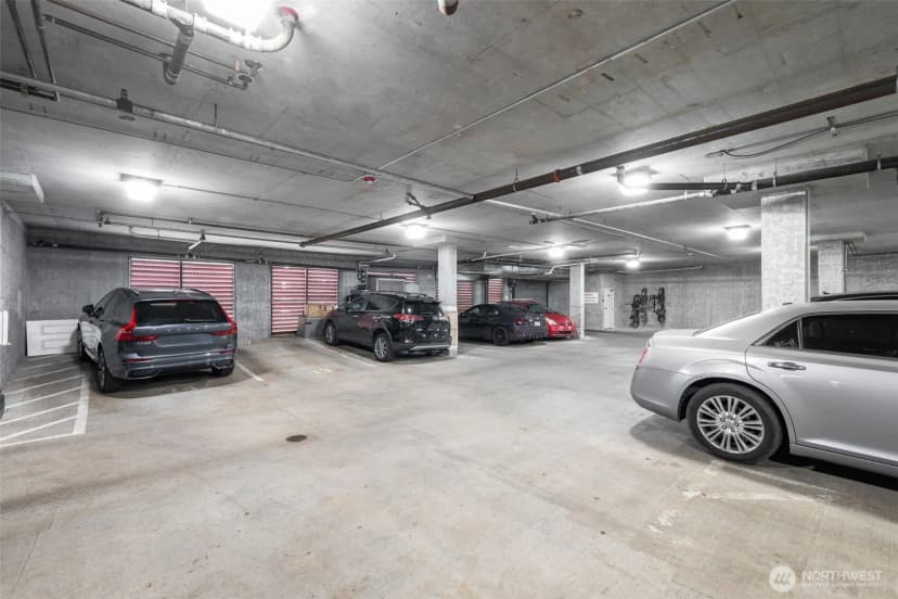 Property photo for 4847 California Avenue Sw #605, Seattle photo 28