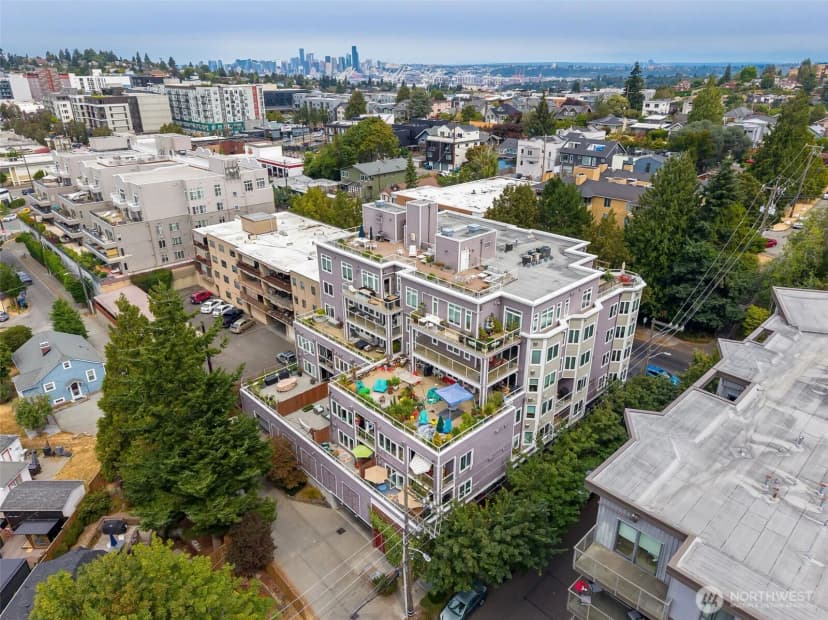 Property photo for 4847 California Avenue Sw #605, Seattle photo 8