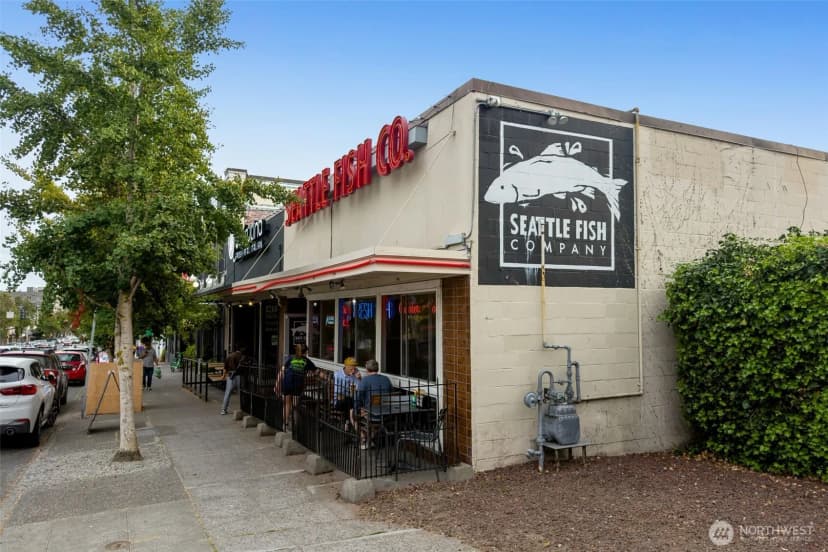 Property photo for 4847 California Avenue Sw #605, Seattle photo 33