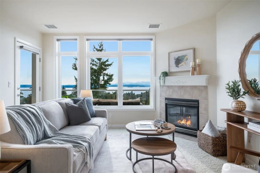 Property photo for 4847 California Avenue Sw #605, Seattle photo 13