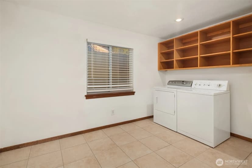 Property photo for 8308 Frederick Place, Edmonds photo 27