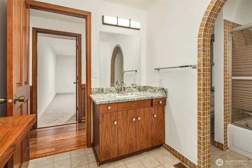 Property photo for 8308 Frederick Place, Edmonds photo 22