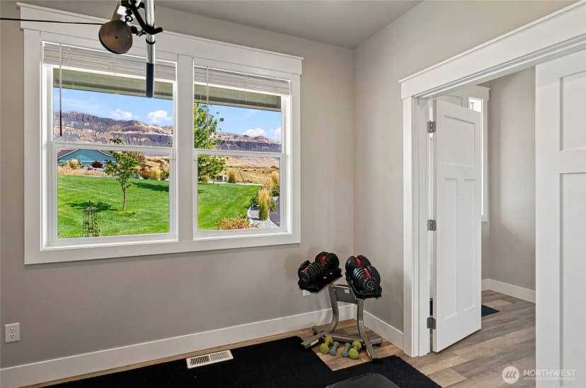 Property photo for 470 S Partridge Lane, East Wenatchee photo 24