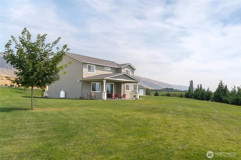 Property photo for 470 S Partridge Lane, East Wenatchee photo 3