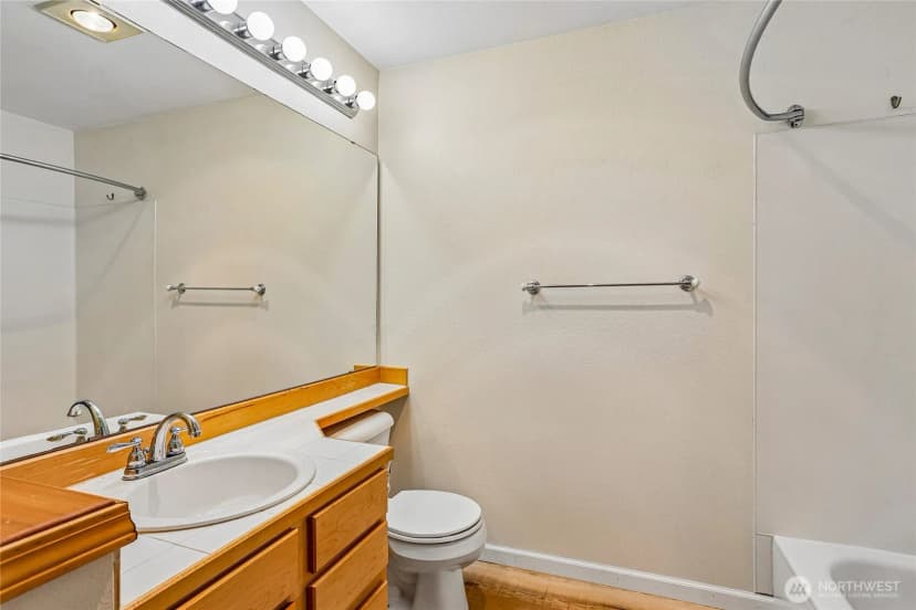 Property photo for 2201 192nd Street Se #r205, Bothell photo 20