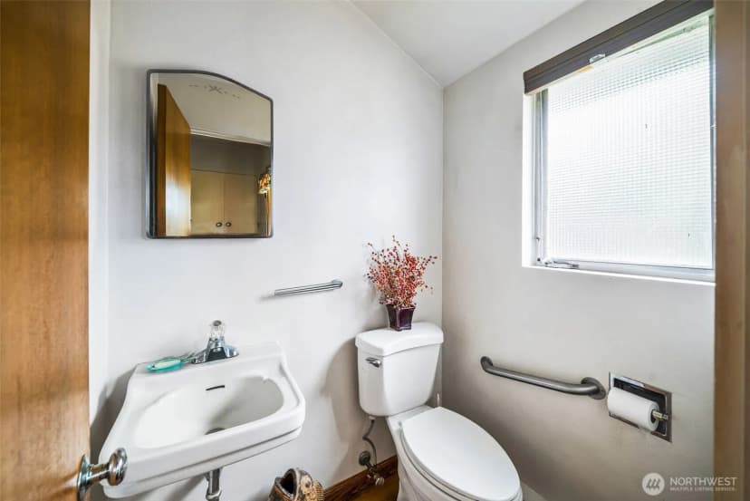 Property photo for 315 W Broadway Avenue, Montesano photo 13
