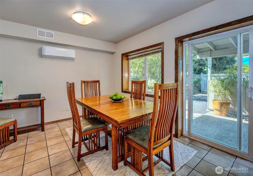 Property photo for 8205 Ne 128th Street, Kirkland photo 31