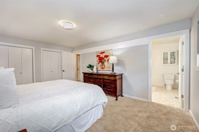 Property photo for 8205 Ne 128th Street, Kirkland photo 16
