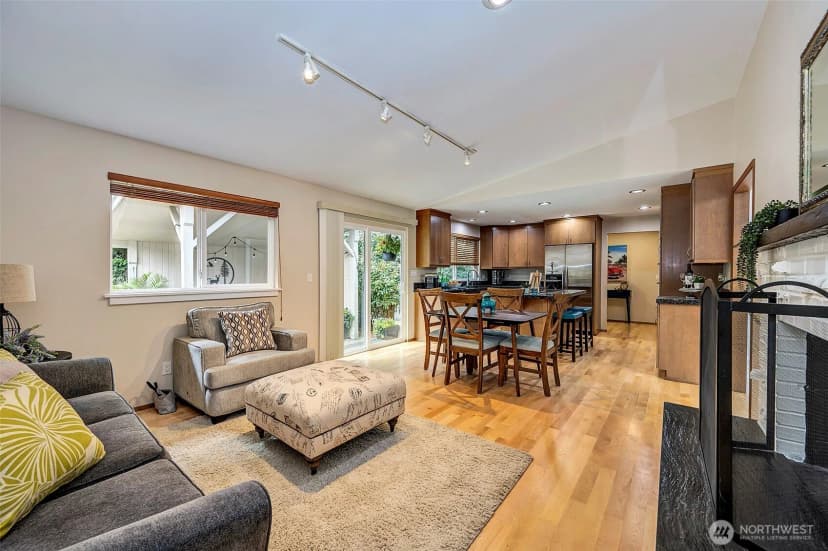 Property photo for 8205 Ne 128th Street, Kirkland photo 12