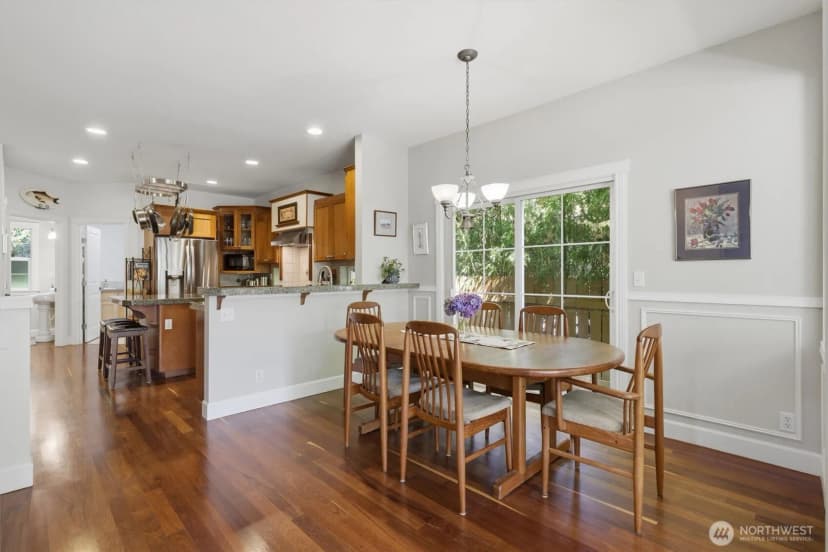 Property photo for 506 Azalea Avenue Ne, Bainbridge Island photo 12