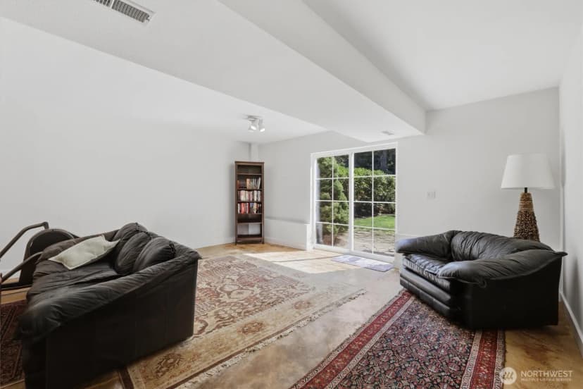 Property photo for 506 Azalea Avenue Ne, Bainbridge Island photo 30