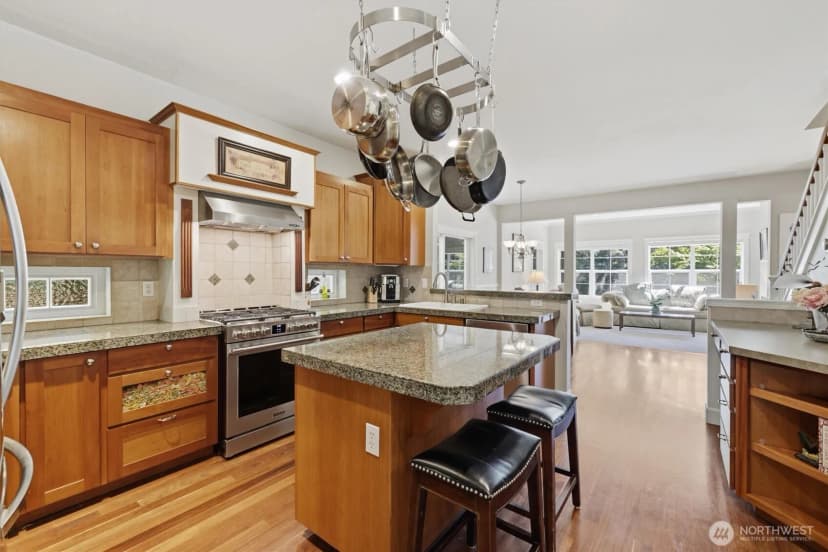 Property photo for 506 Azalea Avenue Ne, Bainbridge Island photo 14