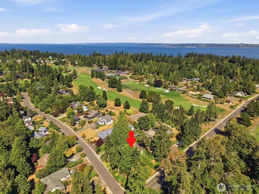 Property photo for 506 Azalea Avenue Ne, Bainbridge Island photo 37
