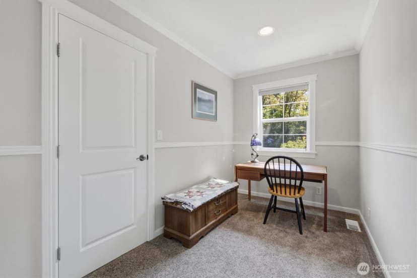 Property photo for 506 Azalea Avenue Ne, Bainbridge Island photo 18