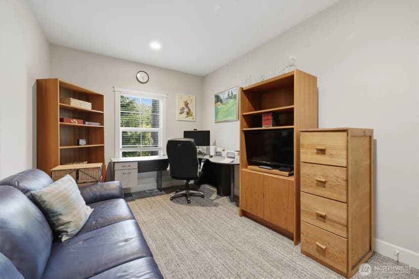Property photo for 506 Azalea Avenue Ne, Bainbridge Island photo 15