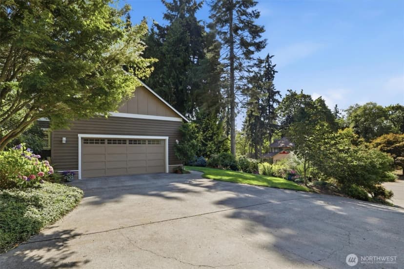 Property photo for 506 Azalea Avenue Ne, Bainbridge Island photo 31
