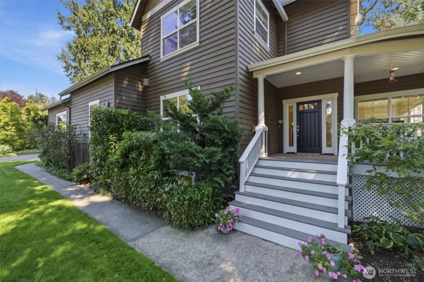 Property photo for 506 Azalea Avenue Ne, Bainbridge Island photo 5