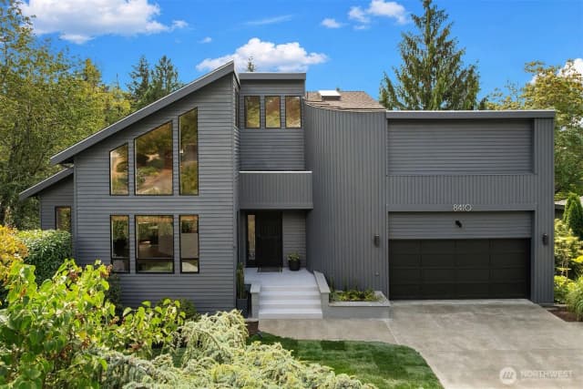 Property photo for 8410 Se 47th Place, Mercer Island photo 5