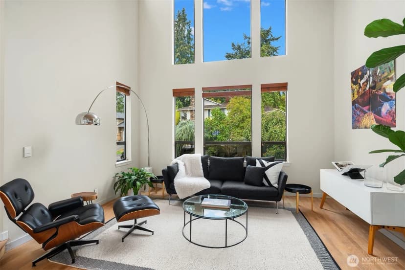 Property photo for 8410 Se 47th Place, Mercer Island photo 9