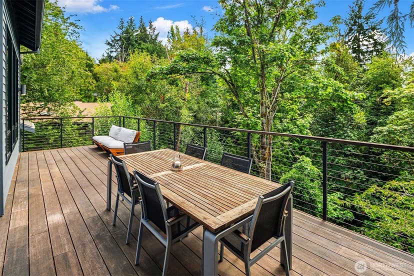 Property photo for 8410 Se 47th Place, Mercer Island photo 25