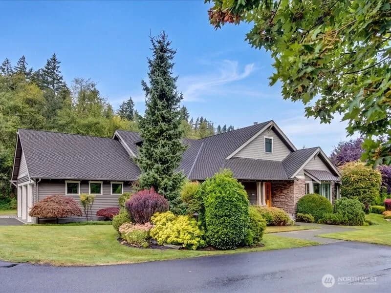 Property photo for 7796 Renton Issaquah Road Se, Issaquah photo 34