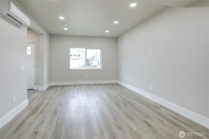Property photo for 800 E Market Street, Aberdeen photo 18