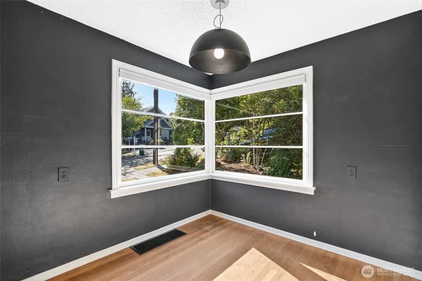 Property photo for 4515 49th Avenue S, Seattle photo 8