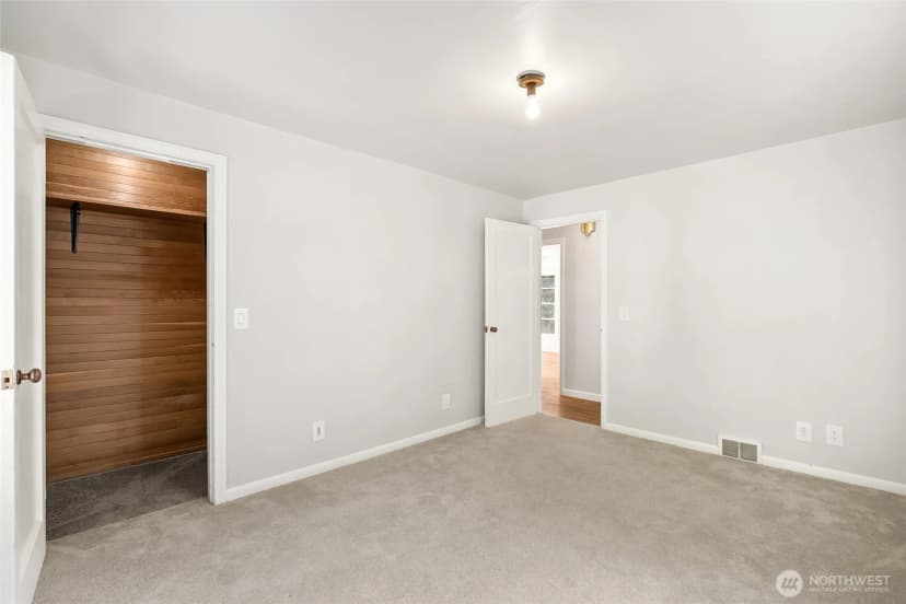 Property photo for 4515 49th Avenue S, Seattle photo 14