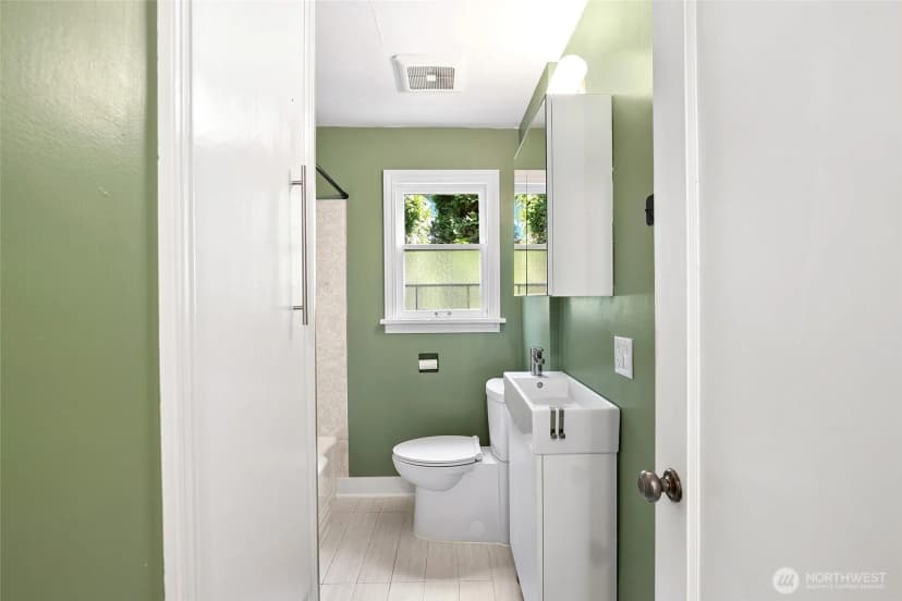 Property photo for 4515 49th Avenue S, Seattle photo 17