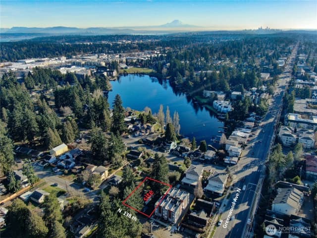 Property photo for 317 N 138th Street, Seattle
