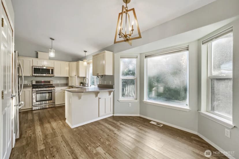 Property photo for 11404 173rd Avenue Ct E, Bonney Lake photo 8