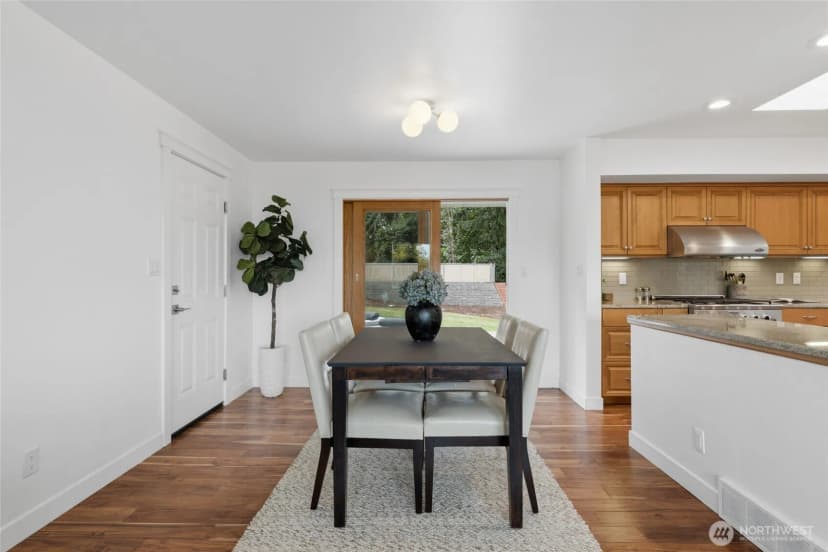 Property photo for 741 S 295th Place, Federal Way photo 9