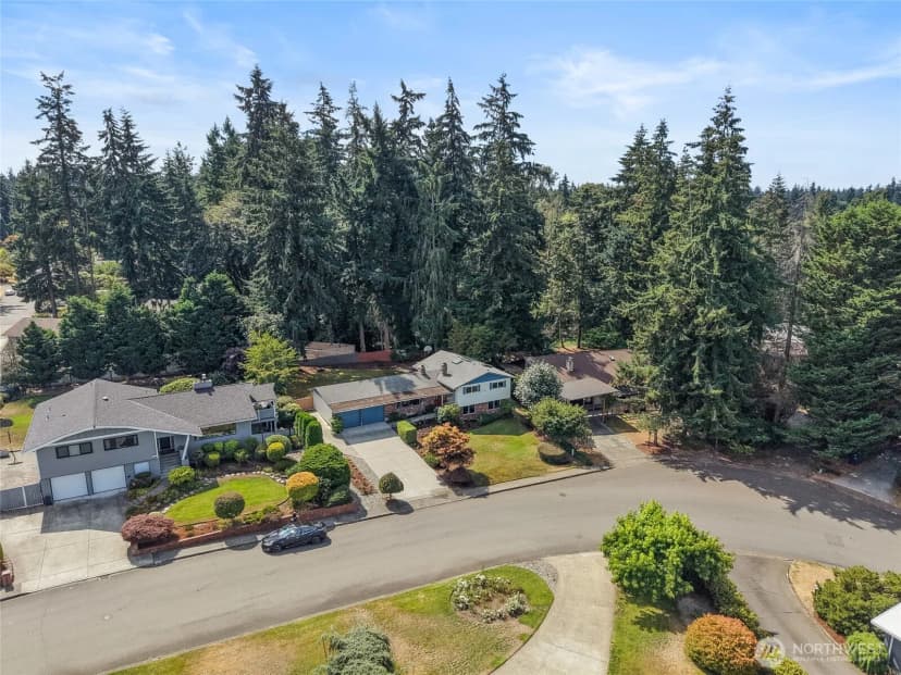 Property photo for 741 S 295th Place, Federal Way photo 34