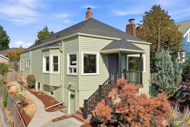 Property photo for 4117 Eastern Avenue N, Seattle