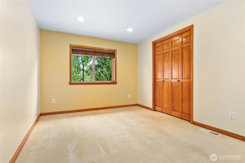 Property photo for 8676 Ashbury Court, Blaine photo 32