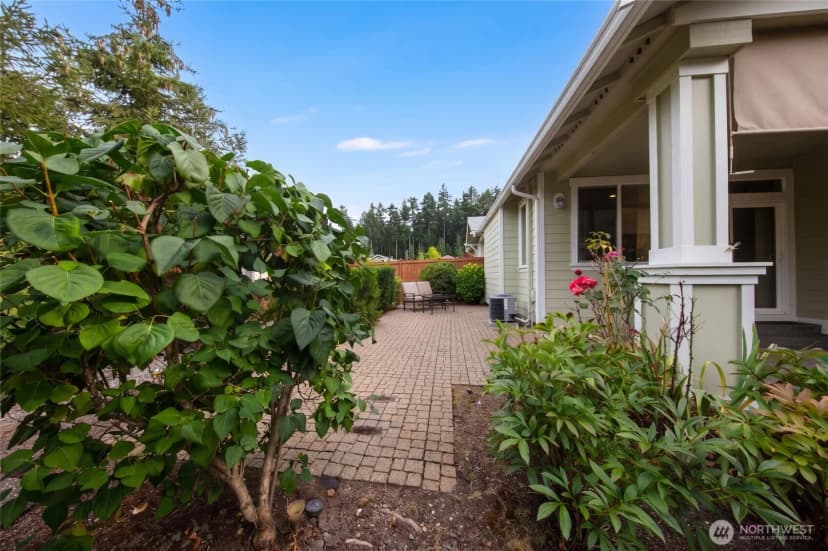 Property photo for 8442 Bainbridge Loop Ne, Lacey photo 27