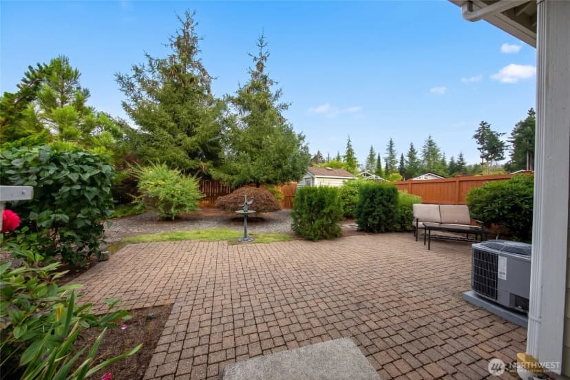 Property photo for 8442 Bainbridge Loop Ne, Lacey photo 20