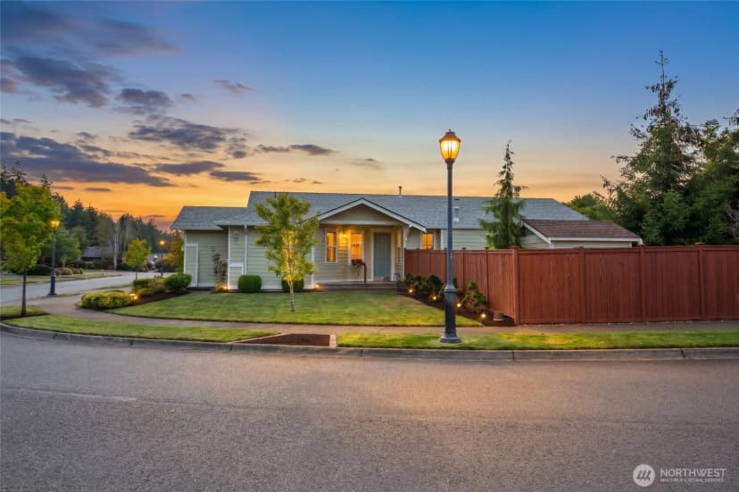 Property photo for 8442 Bainbridge Loop Ne, Lacey photo 32