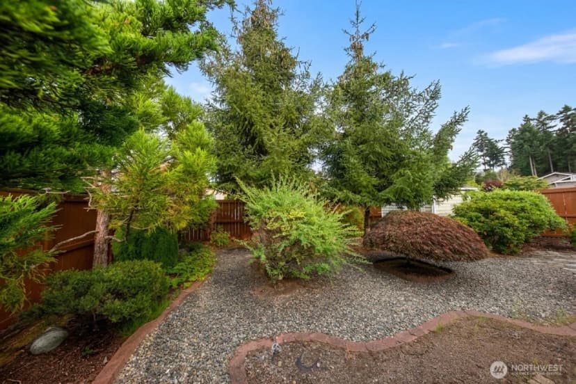 Property photo for 8442 Bainbridge Loop Ne, Lacey photo 25