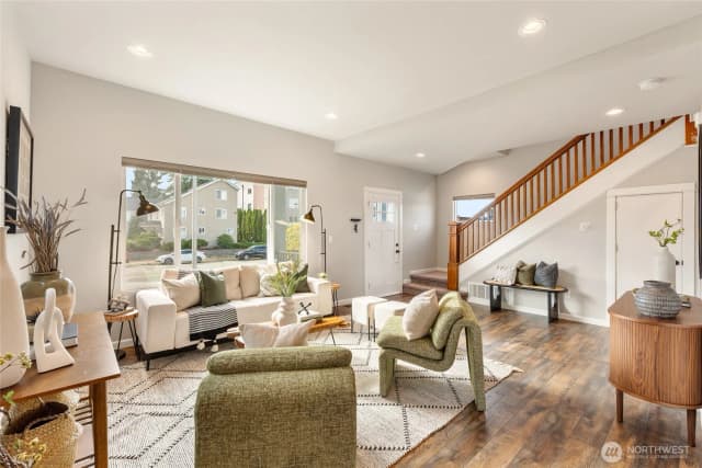 Property photo for 3413 Colby Avenue, Everett photo 5