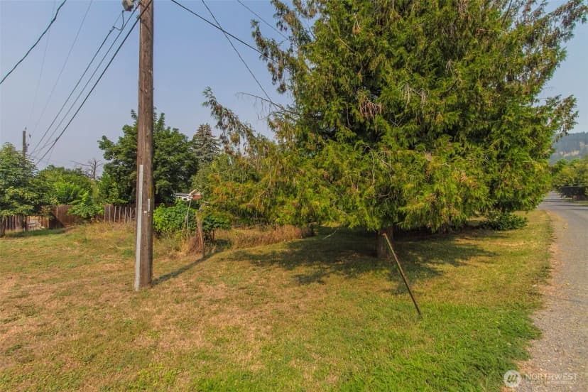 Property photo for 558 E 1st Avenue, Colville photo 32