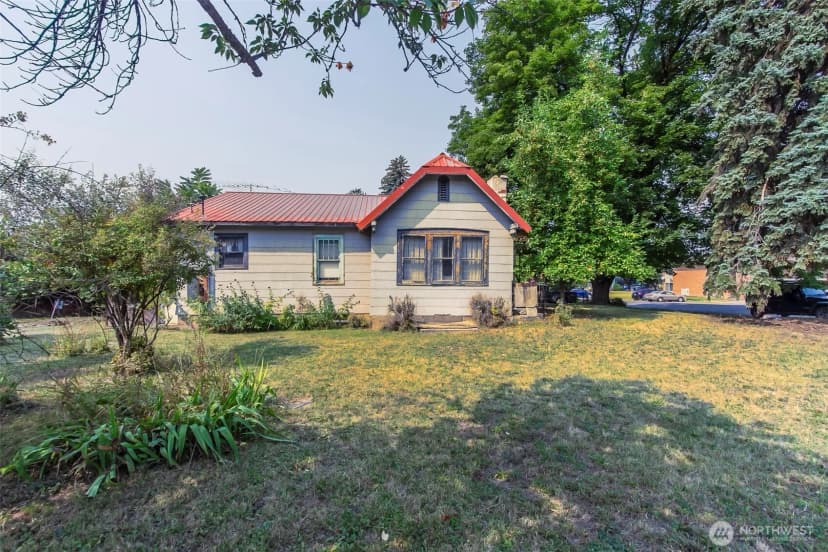 Property photo for 558 E 1st Avenue, Colville photo 2