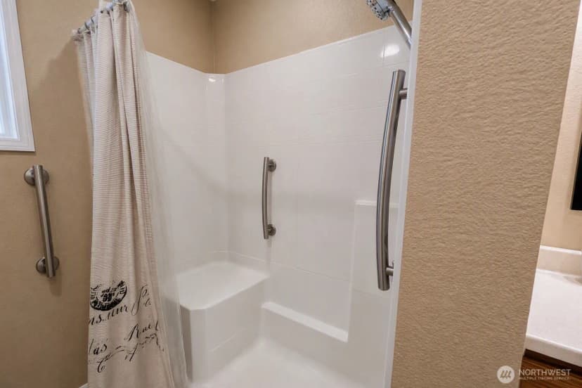Property photo for 2302 Cedar Place, Longview photo 19