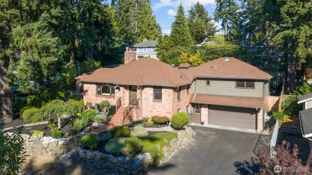 Property photo for 15108 24th Avenue Sw, Burien photo 2