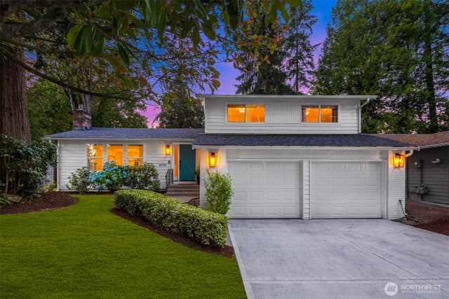 Property photo for 10702 Ne 144th Court, Kirkland