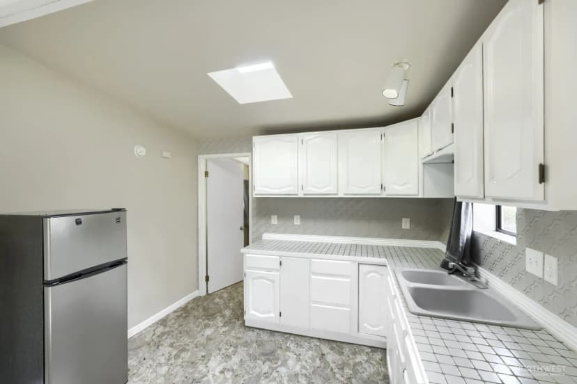 Property photo for 3707 Sw 105th Street, Seattle photo 29