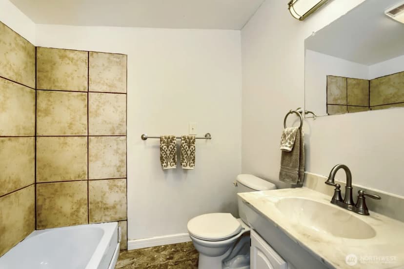 Property photo for 3707 Sw 105th Street, Seattle photo 32