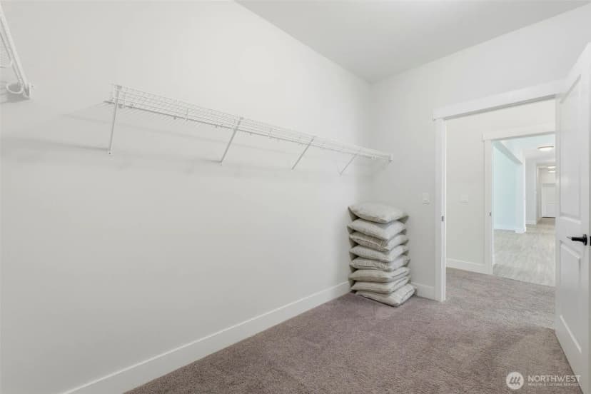 Property photo for 230 Conine Street Se, Olympia photo 25