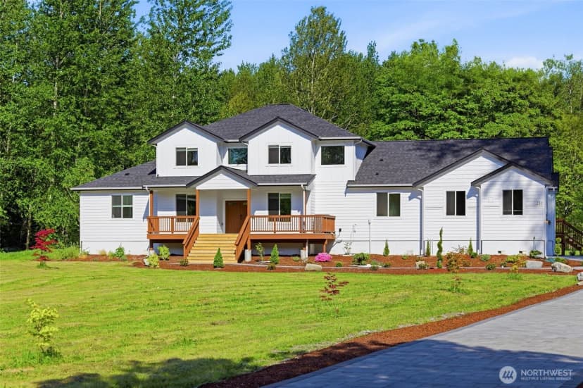 Property photo for 230 Conine Street Se, Olympia photo 2