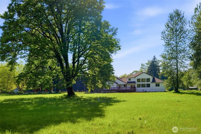 Property photo for 230 Conine Street Se, Olympia photo 3